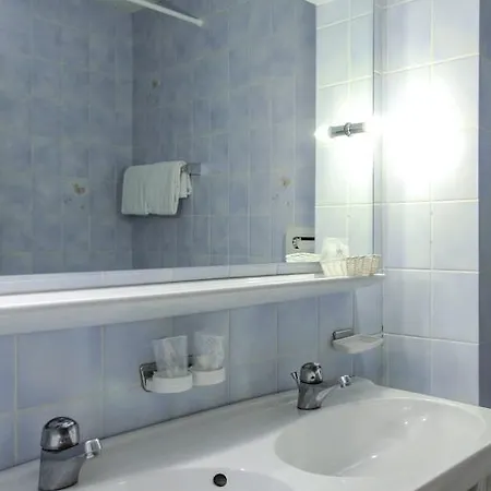 Hotel Tyrol-Alpenhof 3*