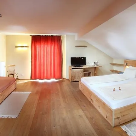 Hotel Tyrol-Alpenhof Szálloda 3*