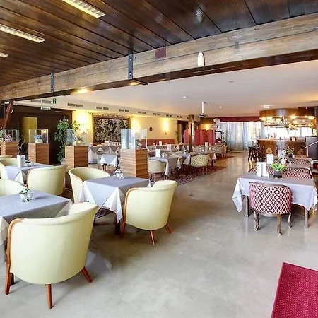 Hotel Tyrol-Alpenhof Отель Зеефельд в Тироле